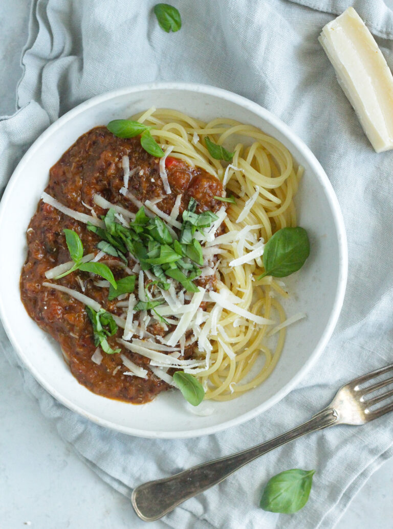 Kødfri spaghetti bolognese med grøntsager og quinoa Pilens Køkken