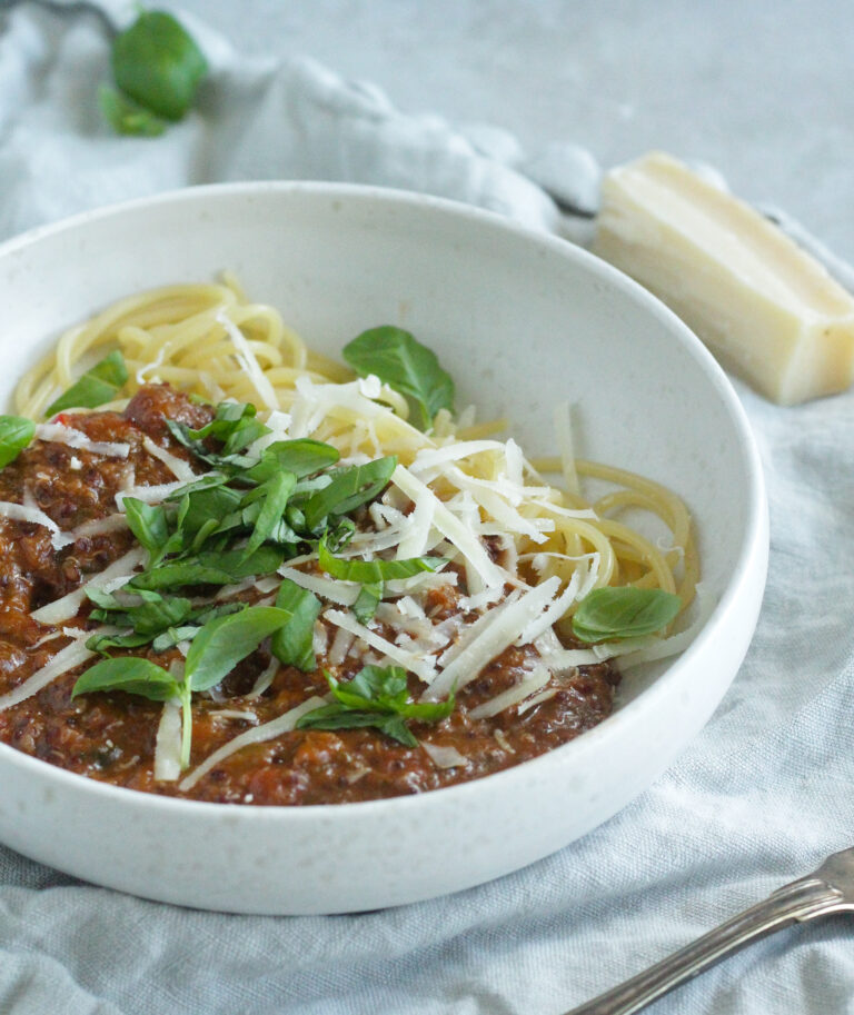 Kødfri spaghetti bolognese med grøntsager og quinoa Pilens Køkken