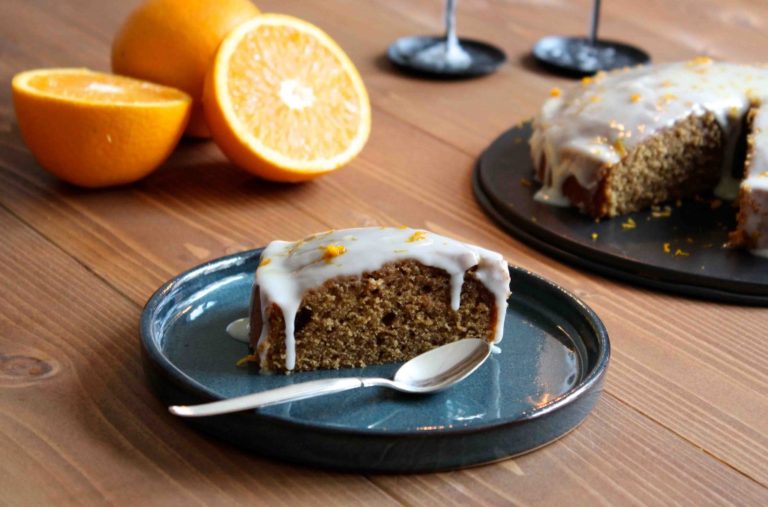 Islagkage med passionsfrugt, peanuts og dulcey