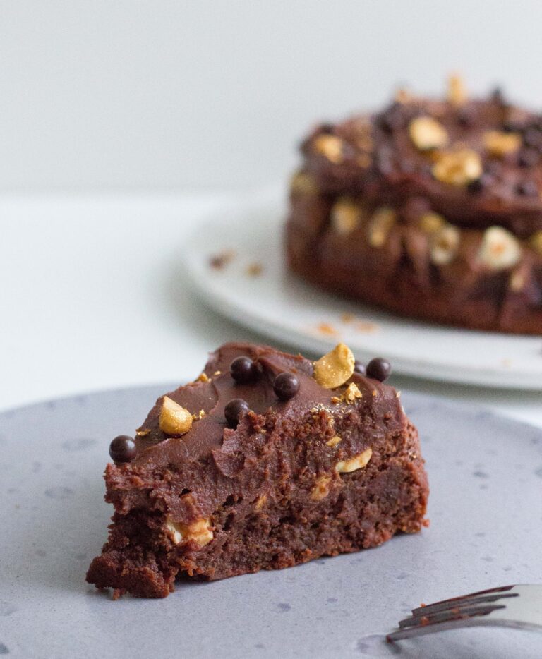 brownie med hasselnødder