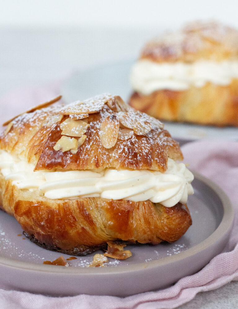 croissant semlor